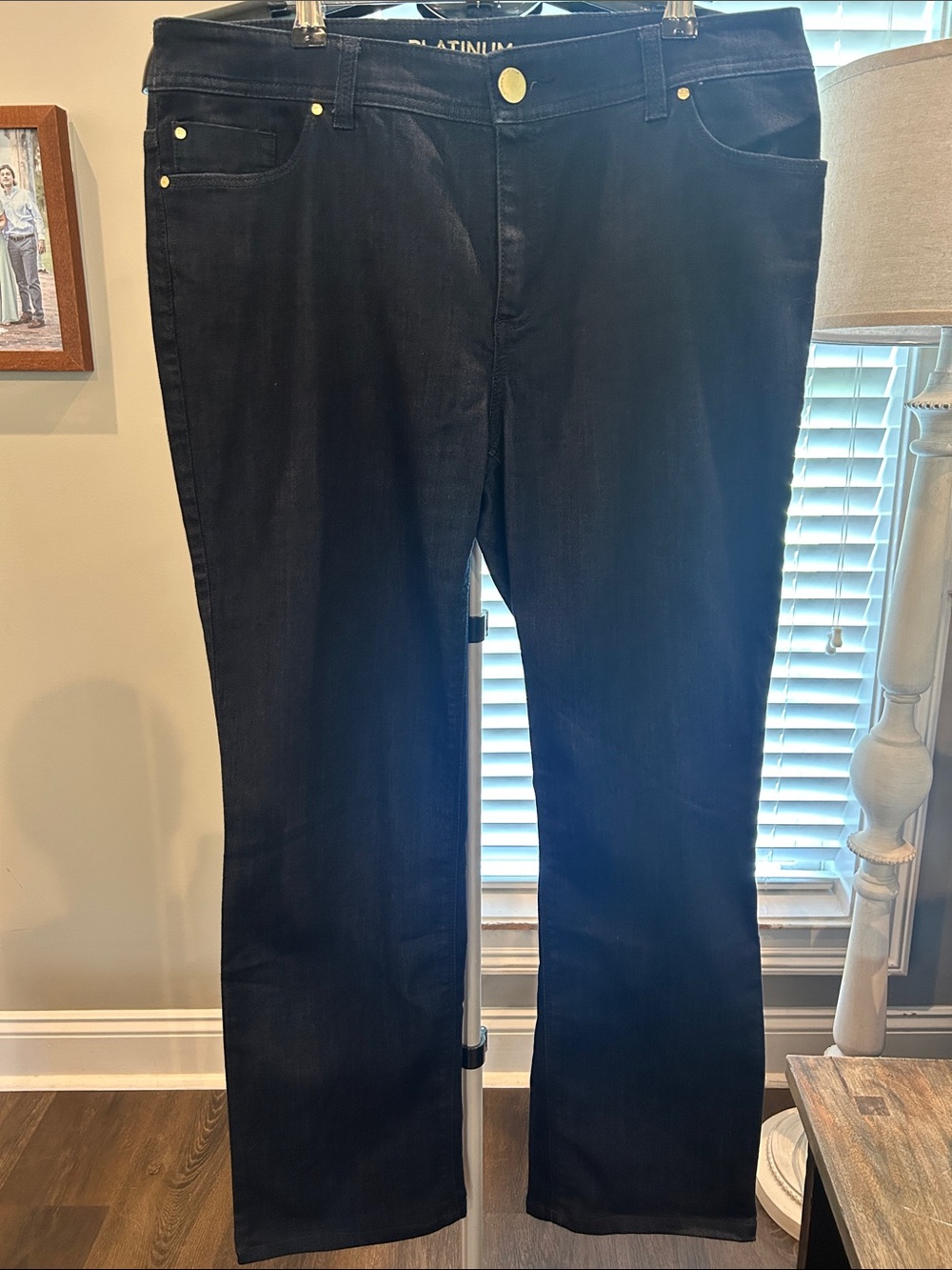 Chico's Platinum Dark Denim Boot Cut Jeans Size 1.5 / NWOT!